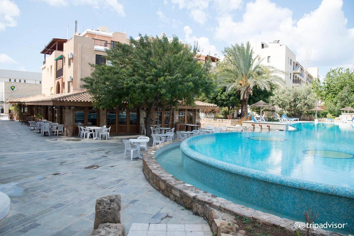 Mike'S Basilica Apartment Paphos Exterior foto